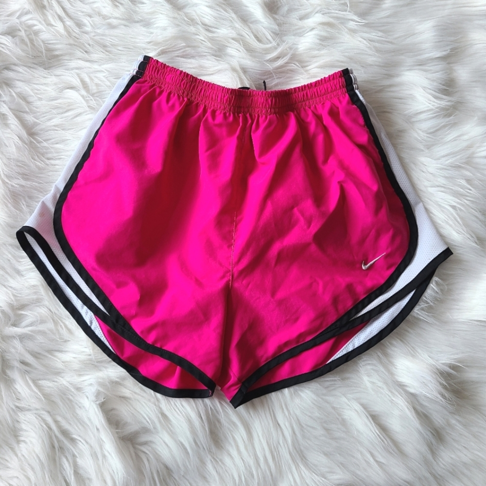 NIKE DRI-FIT SHORTS